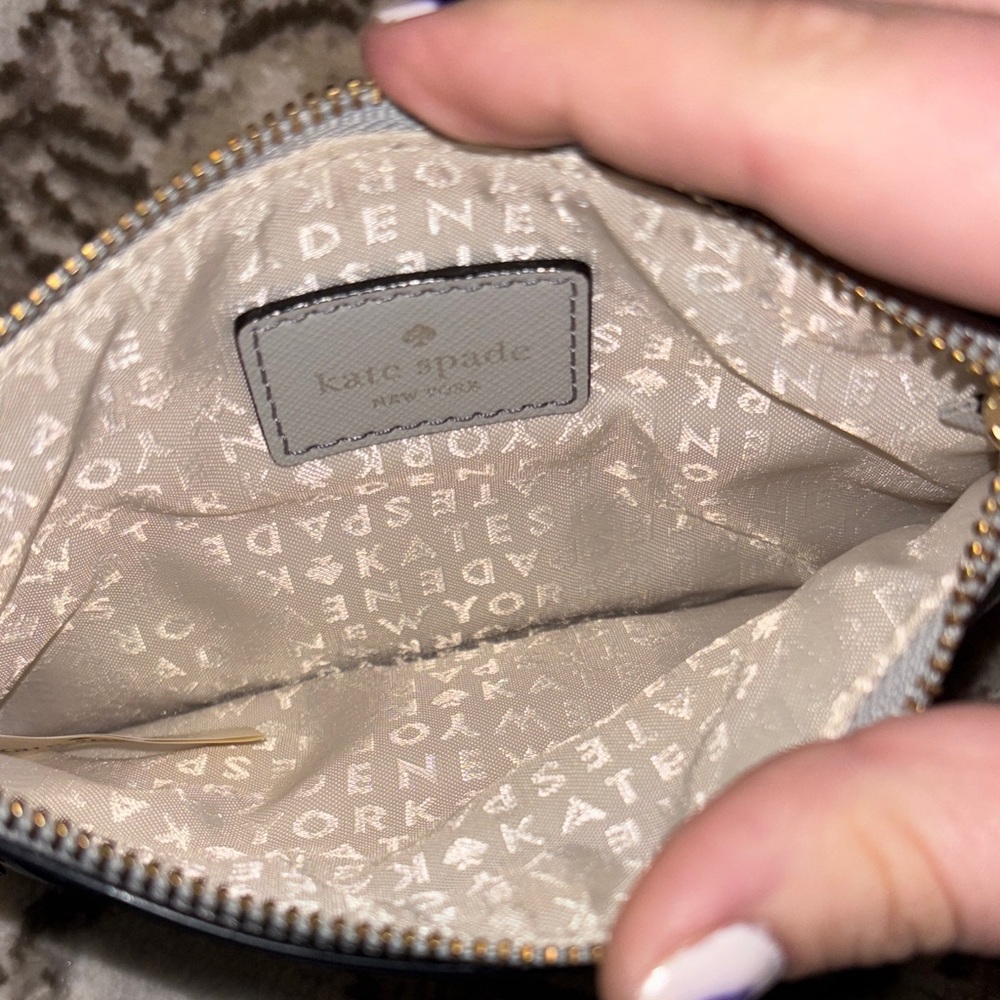 Kate Spade Shell Wristlet - Picture 3 of 8